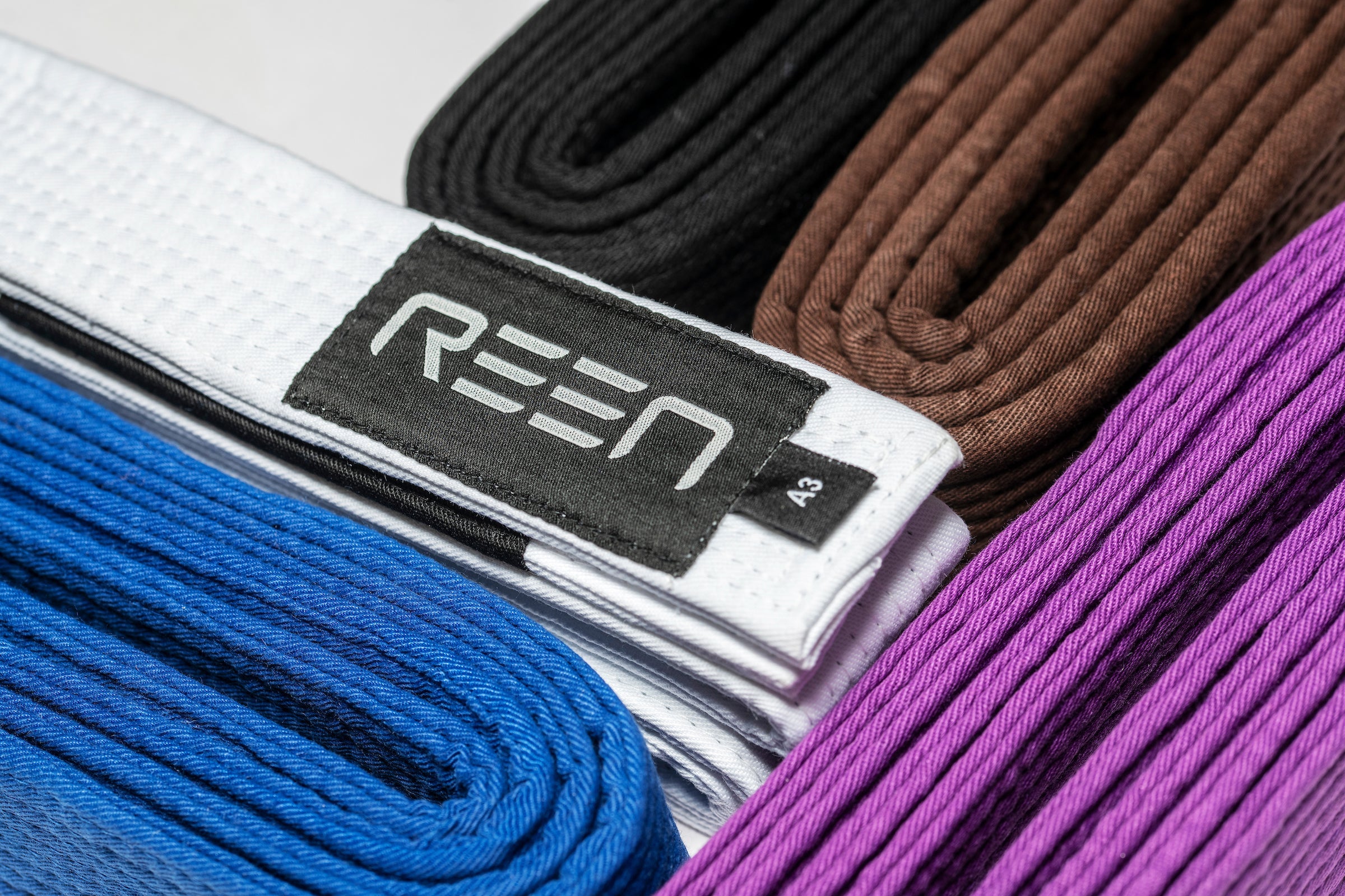 The Journey of a BJJ White Belt: From Struggle to Success