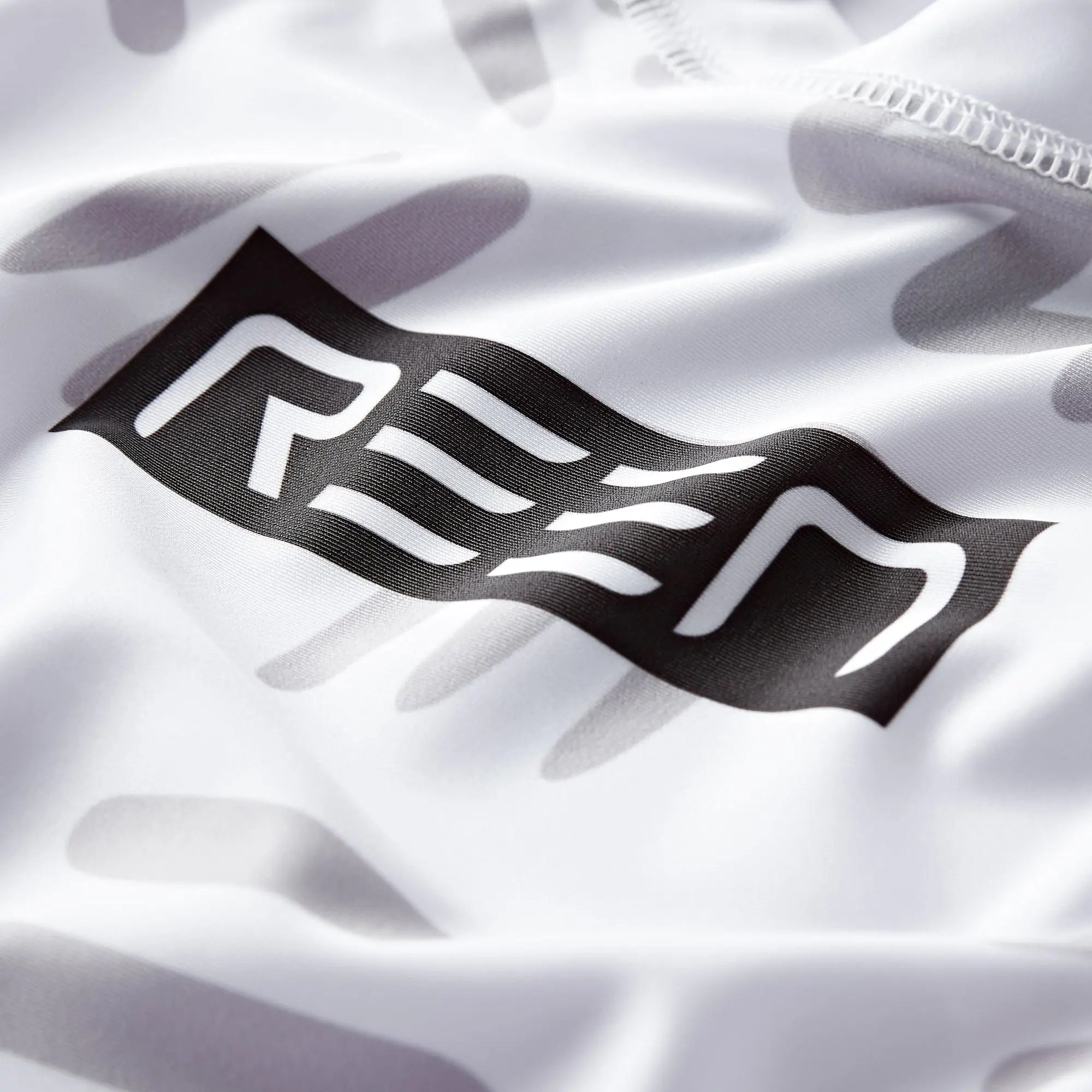 R1:23 Rashguard White - REEN Jiu Jitsu